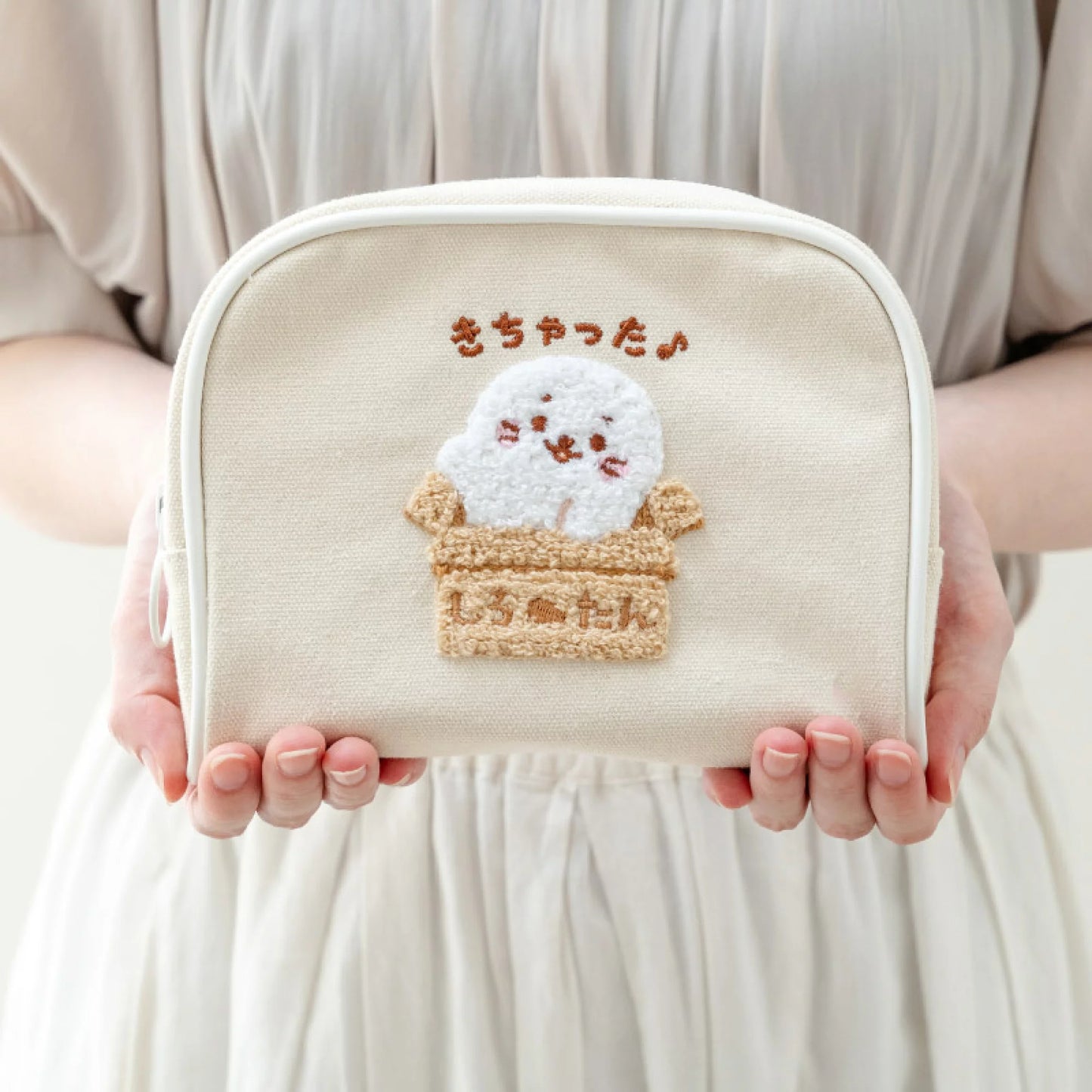Sirotan刺繡化妝包 【Sirotan招手】