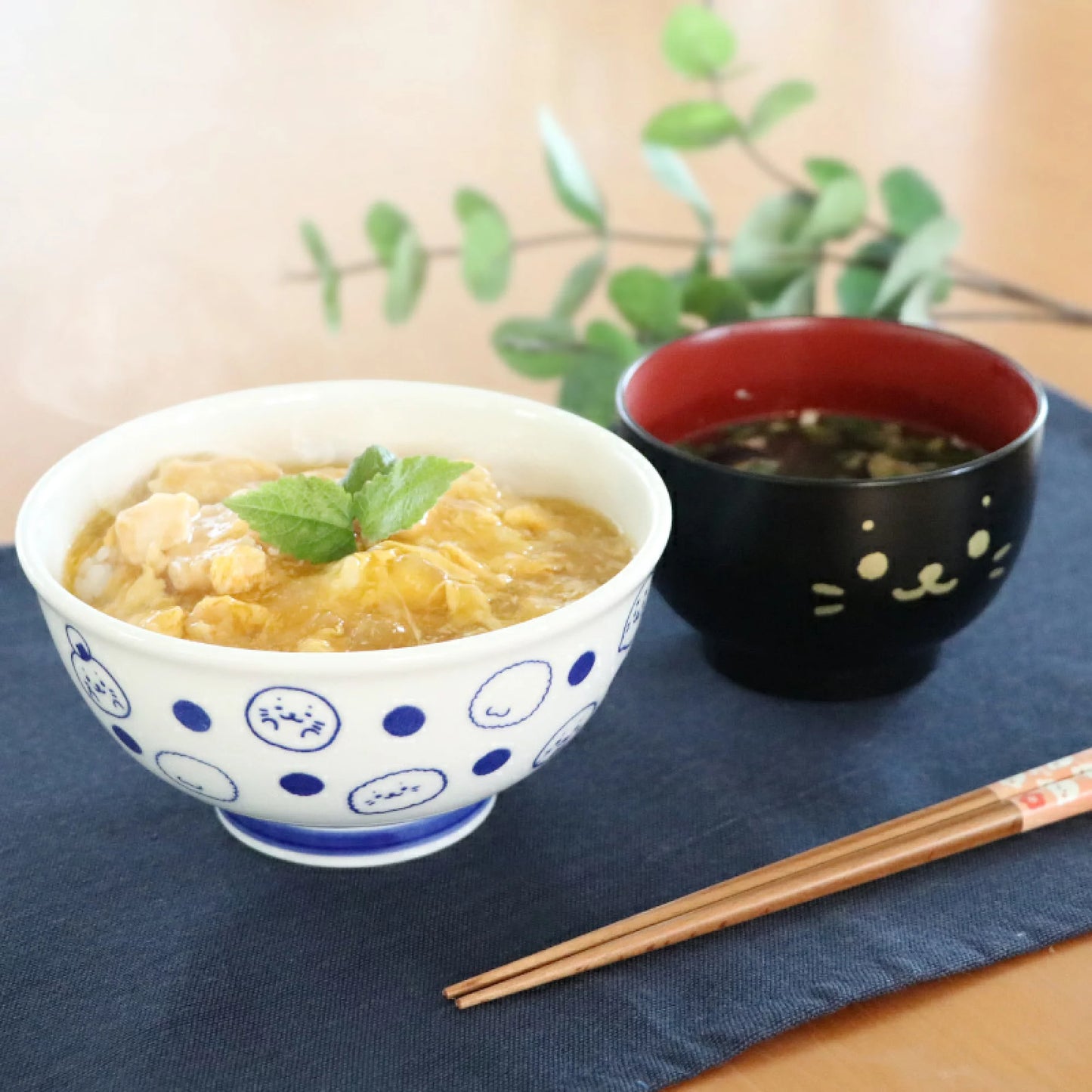 青花瓷風丼碗【波點】